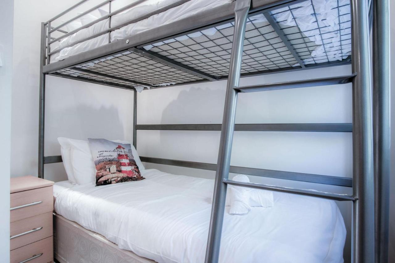 Oxwich - 2 Bedroom - *
